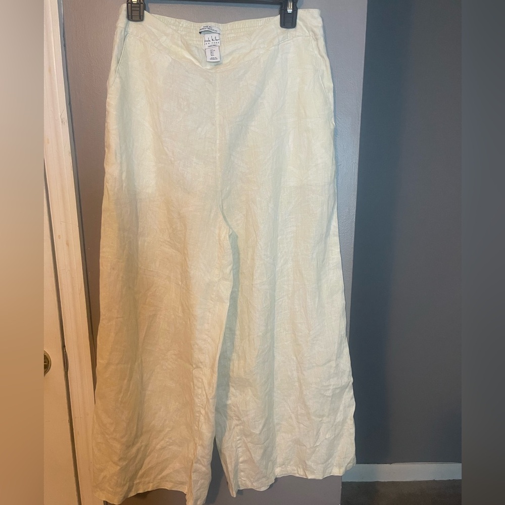 Nicole Miller Cream Linen Garment